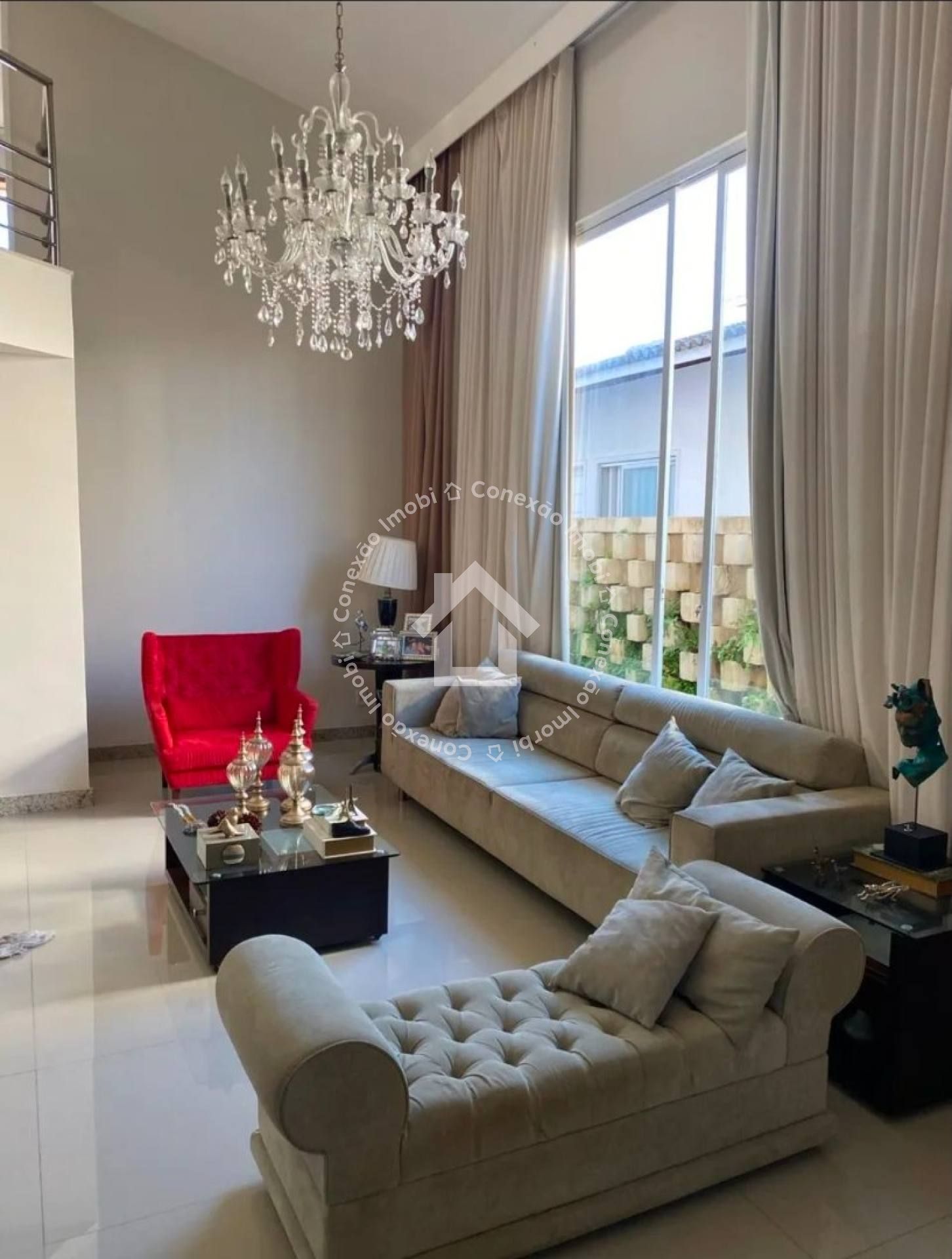 Casa de alto padrão com 4 suítes no CONDOMÍNIO MELÍCIO MACHADO -  Bairro Aruana