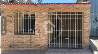 Casa em via pública à venda com 2 quartos - Bairro Dom Lúciano