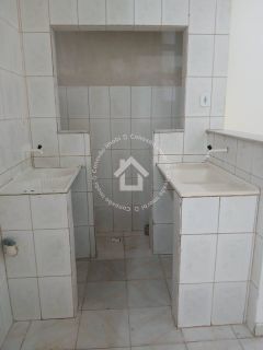 Sobrado com 6 casas disponíveis a venda no bairro Soledade