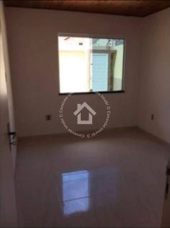 Casa à venda com 3 quartos sendo 1 suíte no bairro Aeroporto