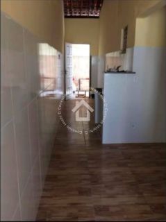 Casa à venda com 3 quartos sendo 1 suíte no bairro Aeroporto
