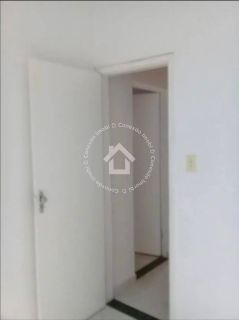 Casa à venda com 3 quartos sendo 1 suíte no bairro Aeroporto
