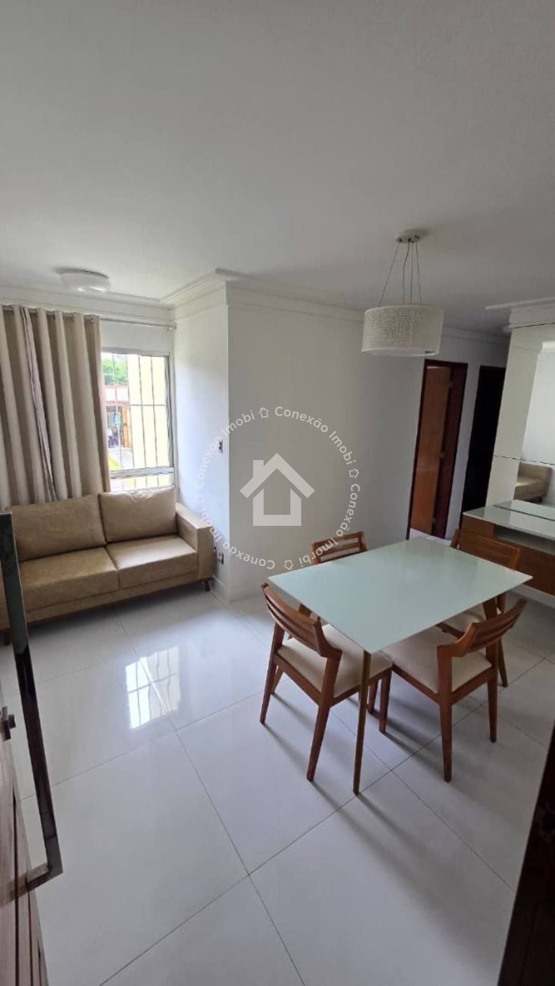 Apartamento à venda no CONDOMÍNIO VIVENDAS DO RIO com 3 quartos todo reformado no Orlando Dantas
