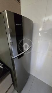 Apartamento à venda no CONDOMÍNIO VIVENDAS DO RIO com 3 quartos todo reformado no Orlando Dantas