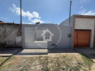 Casa à  venda com 2 quartos no Parque dos faróis