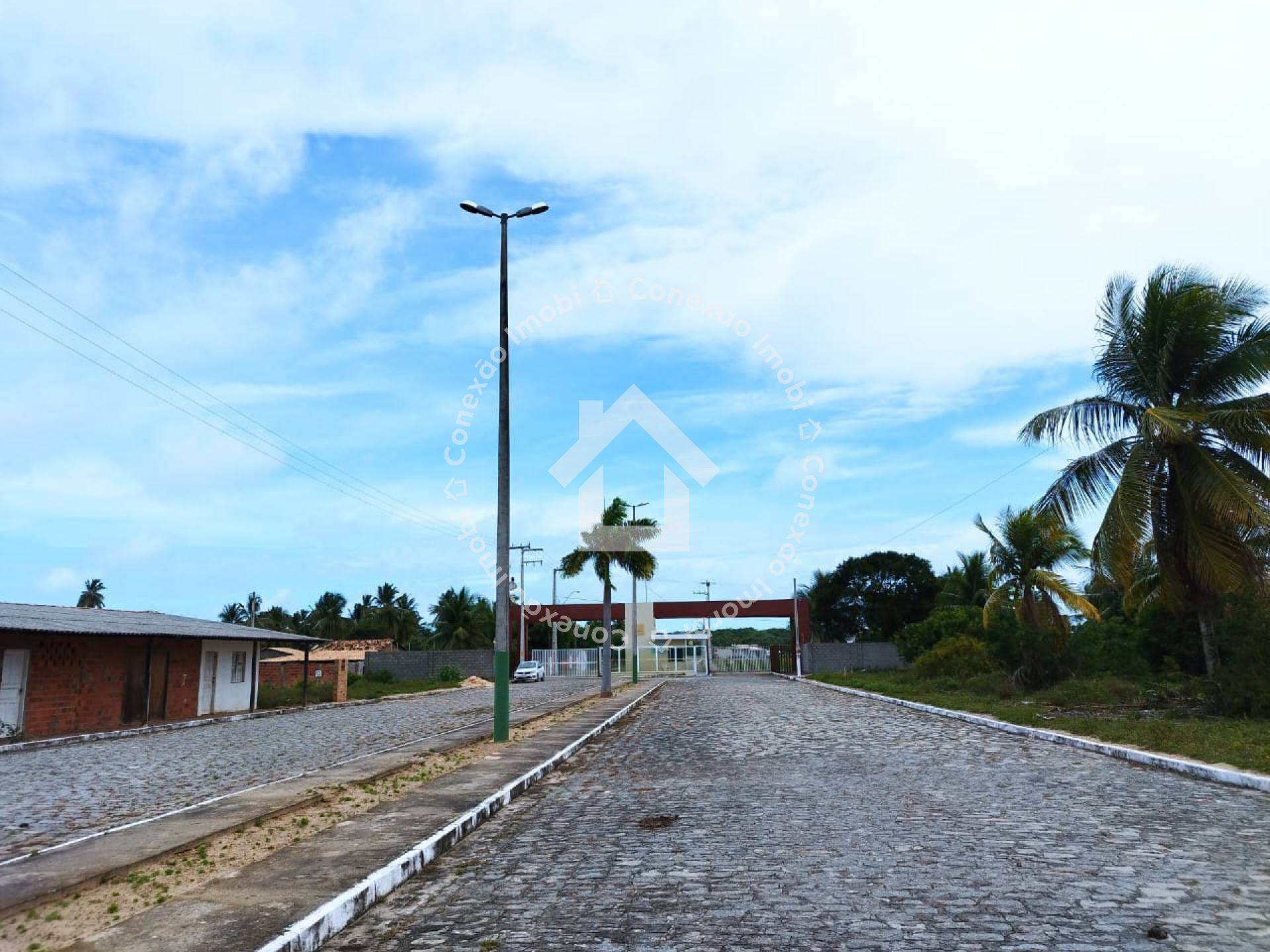 Lote à venda no Condomínio Meridiem Praia Mar em Estância Próximo da Praia do Abaís