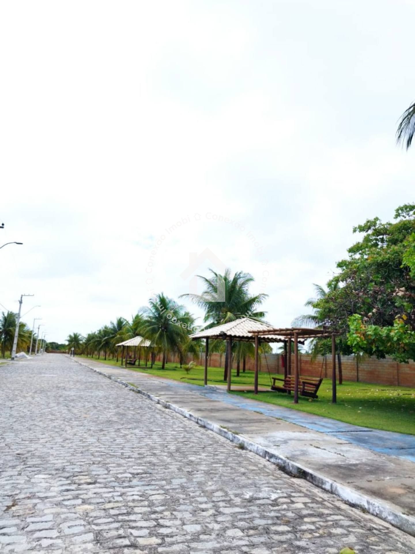 Lote à venda no Condomínio Meridiem Praia Mar em Estância Próximo da Praia do Abaís