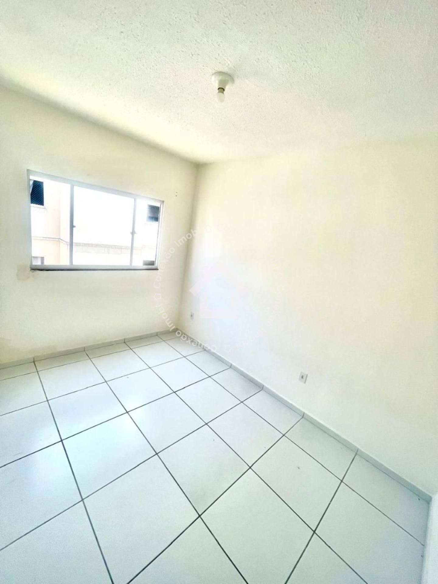 Apartamento à venda no Condomínio Parque Avenida no Bairro Fernando Collor com 02 quartos em Nossa Senhora do Socorro