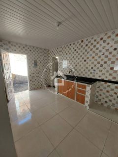 Casa Ampla com Quintal Grande à venda no Conjunto Dom Pedro II | 03 quartos