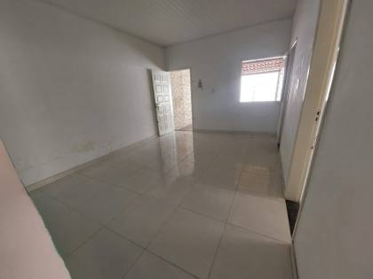 CASA AMPLA NO DOM PEDRO II