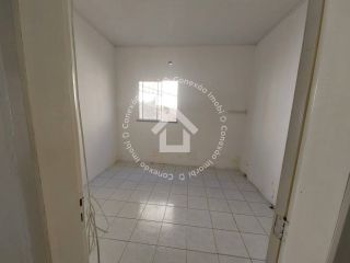 Casa Ampla com Quintal Grande à venda no Conjunto Dom Pedro II | 03 quartos