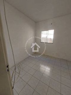 Casa Ampla com Quintal Grande à venda no Conjunto Dom Pedro II | 03 quartos