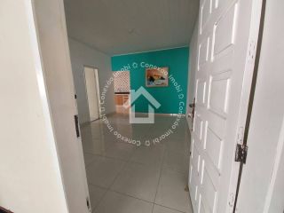 Casa Ampla com Quintal Grande à venda no Conjunto Dom Pedro II | 03 quartos