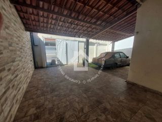 Casa Ampla com Quintal Grande à venda no Conjunto Dom Pedro II | 03 quartos