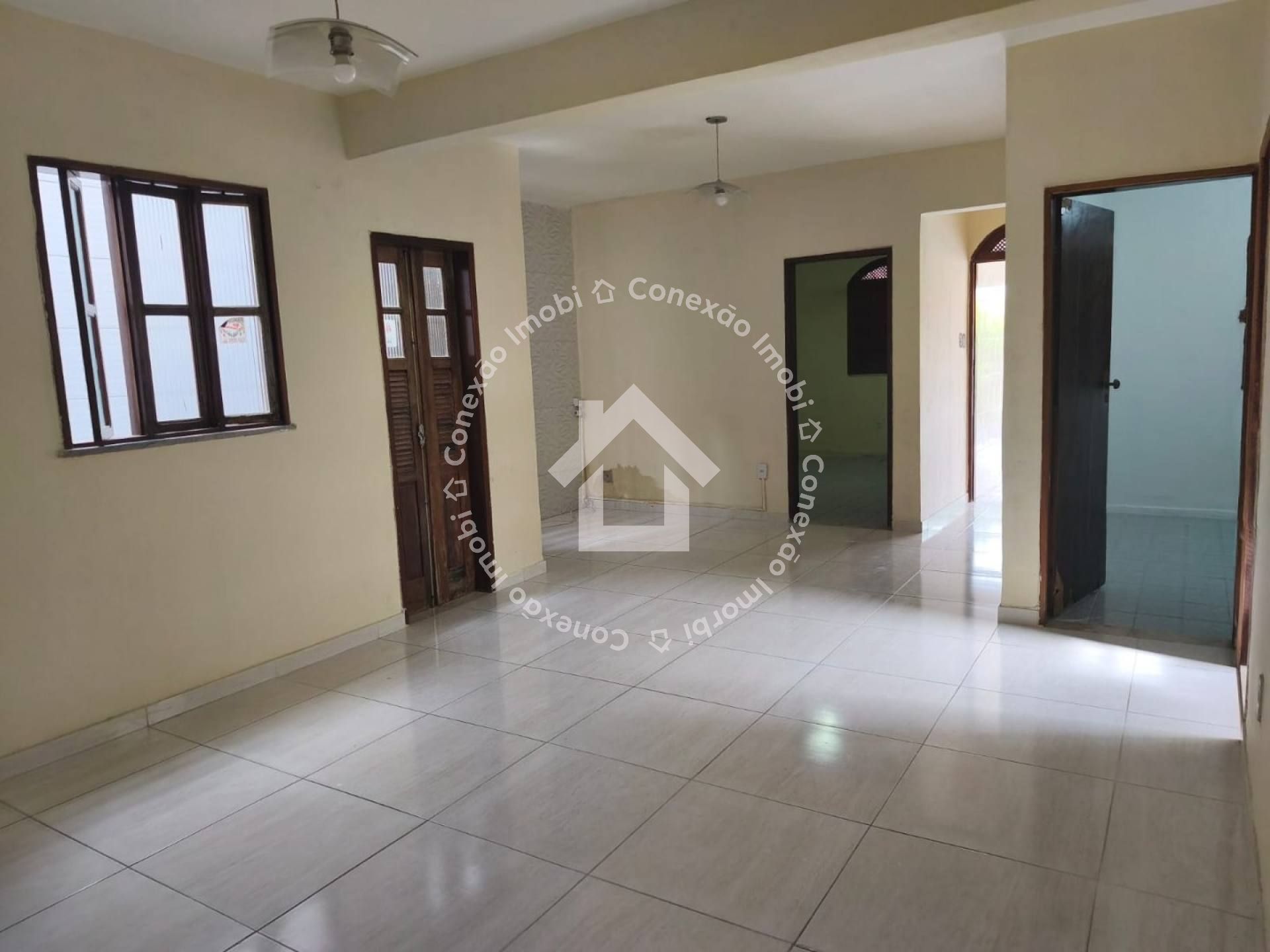 Casa à venda com 2 Moradias Independentes no Bairro Ponto Novo em Aracaju