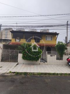 Casa à venda com 2 Moradias Independentes - Ponto Novo