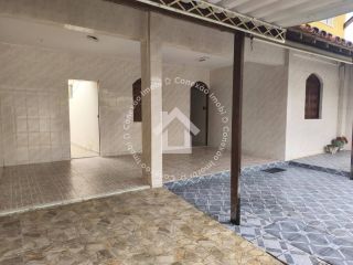 Casa à venda com 2 Moradias Independentes - Ponto Novo