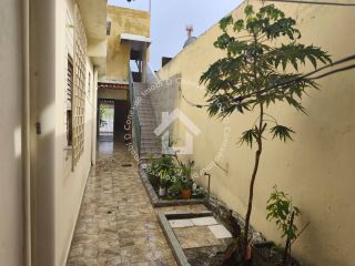 Casa à venda com 2 Moradias Independentes - Ponto Novo