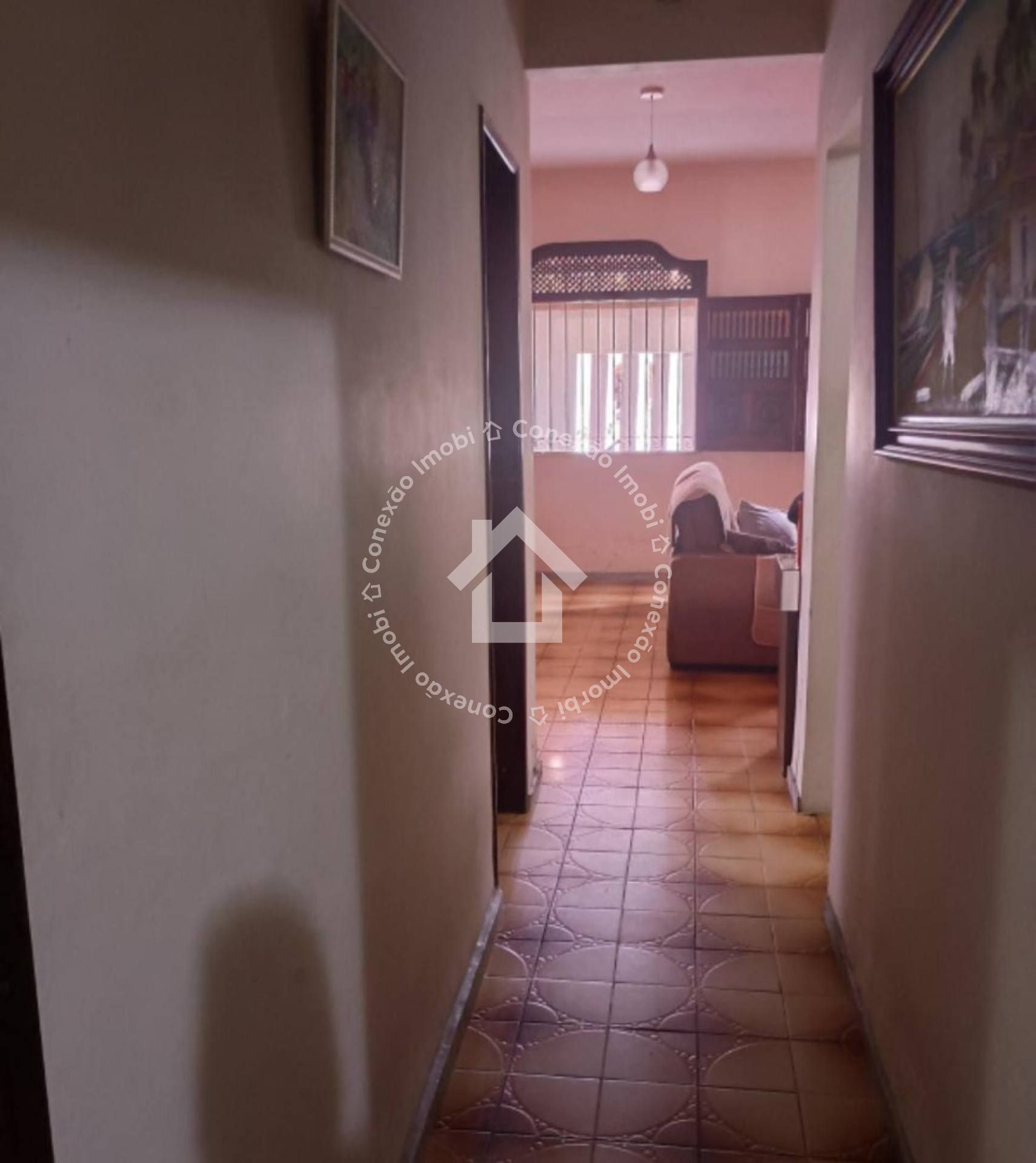 Casa Duplex à Venda no Bairro Farolândia | 3 Quartos | Rua Tranquila em Aracaju