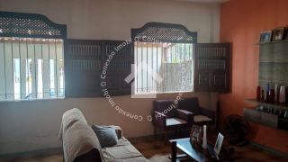 Casa Duplex à Venda na Farolândia | 3 Quartos e Rua Tranquila