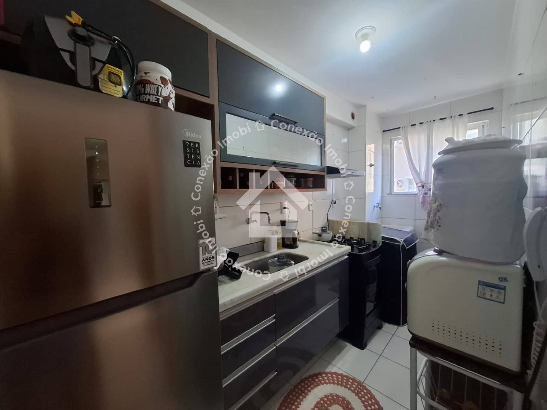 Apartamento à venda no Condomínio Vida Bela Clube - Bairro Marivan | 02 quartos sendo 1 suíte