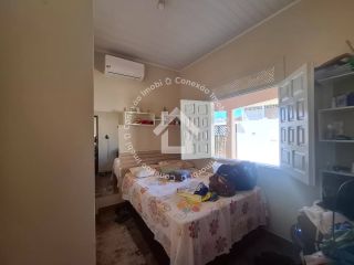 Casa à venda em excelente localização no Orlando Dantas | 03 quartos sendo 1 suíte