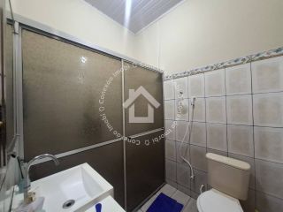 Casa à venda em excelente localização no Orlando Dantas | 03 quartos sendo 1 suíte