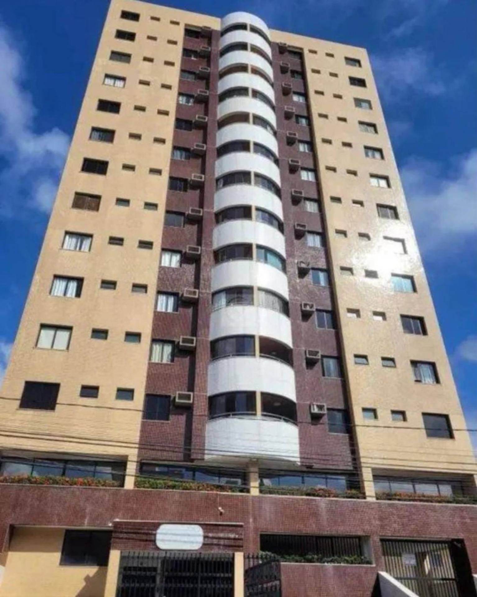 Apartamento à venda no Edifício Otávio Soares Filho - Bairro São José  |  3 quartos 1 suítes