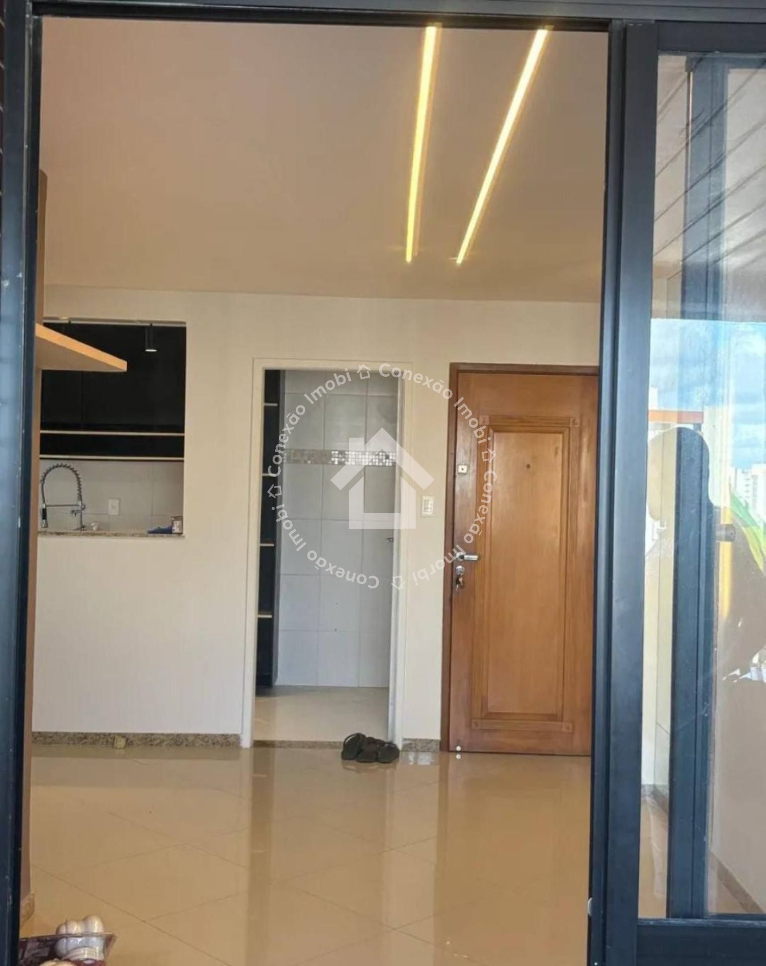 Apartamento à venda no Bairro São José - Edifício Otávio Soares Filho | 3 quartos 1 suíte | 2 vagas de garagem