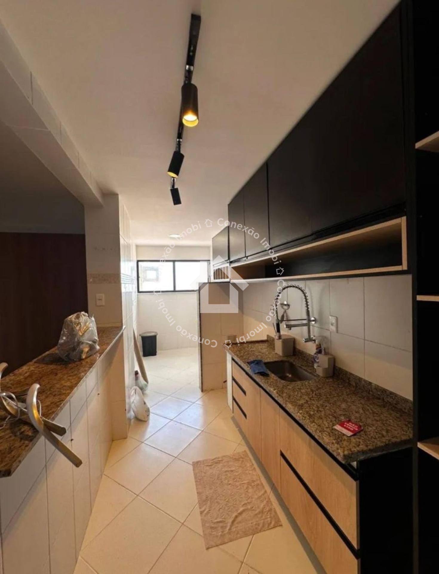 Apartamento à venda no Bairro São José - Edifício Otávio Soares Filho | 3 quartos 1 suíte | 2 vagas de garagem