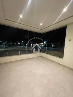 Casa para Alugar no Terras Alphaville 1 | 3 Quartos, Suíte com Closet e Escritório, Piscina e Área Gourmet