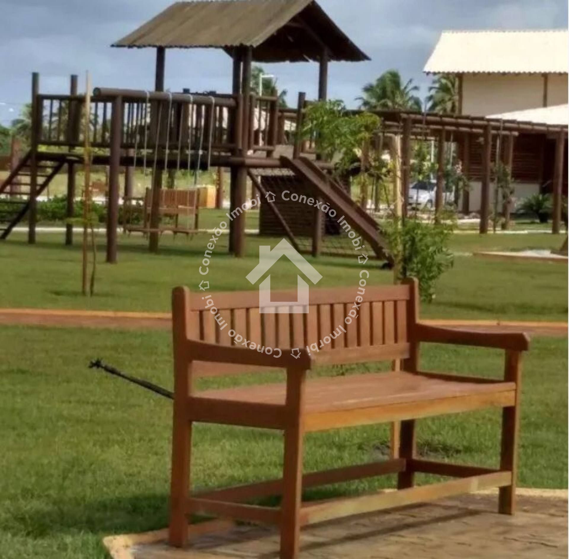 Lote à venda no Condomínio Meridiem no Abaís, Próximo a Praia do Abaís e Praia do Saco