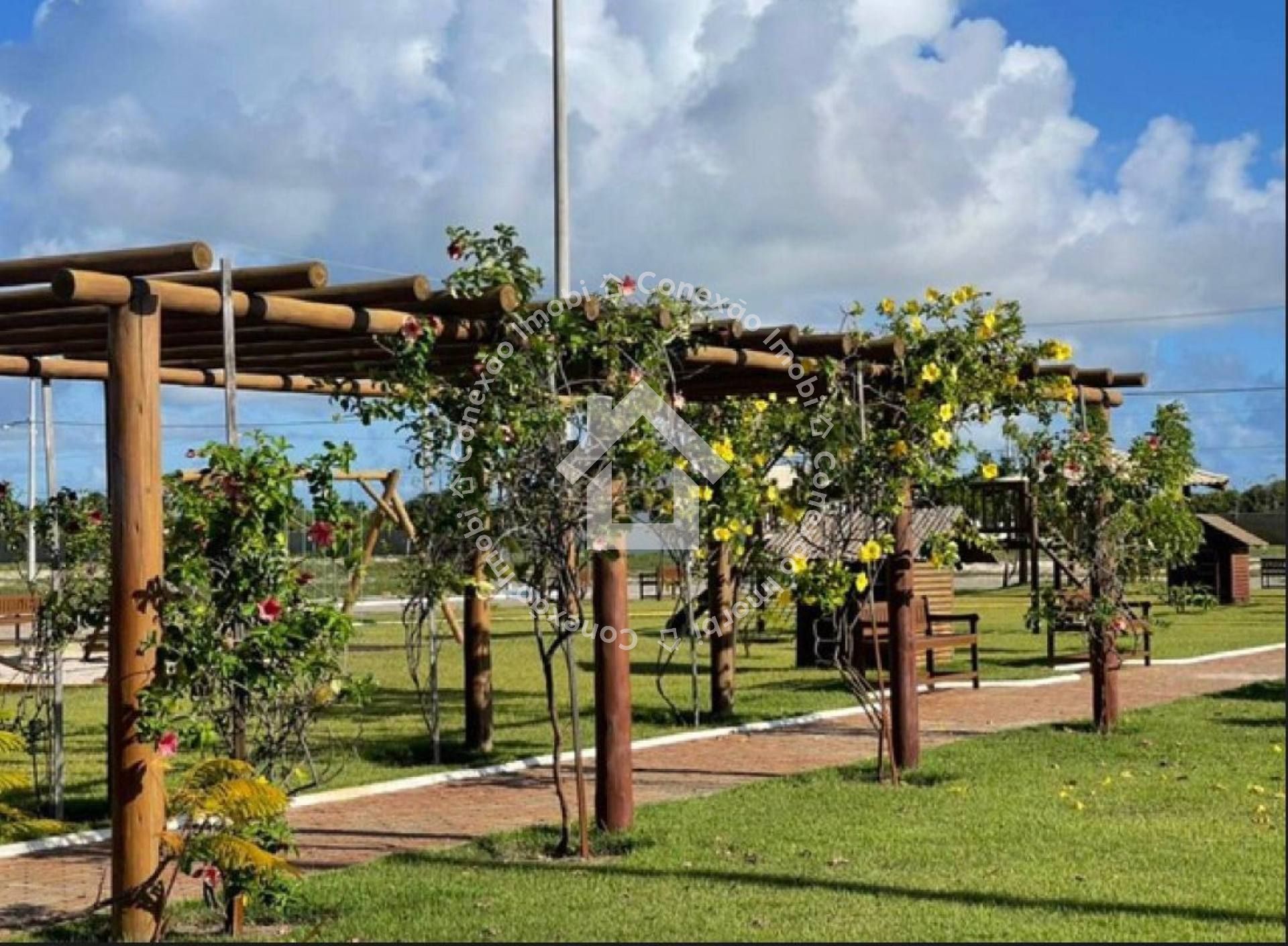 Lote à venda no Condomínio Meridiem no Abaís, Próximo a Praia do Abaís e Praia do Saco