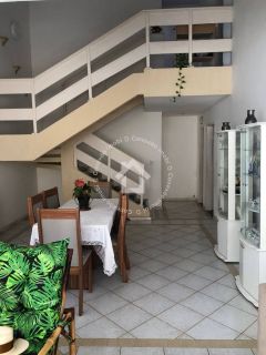 Casa Duplex à Venda na Coroa do Meio | 3 Suítes, 142m², Próxima à Praia