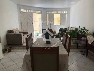 Casa Duplex à Venda na Coroa do Meio | 3 Suítes, 142m², Próxima à Praia