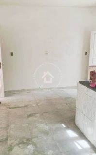 Casa Ampla à Venda no Bairro Siqueira Campos | 3 Quartos, 1 Suíte, Quintal Espaçoso e 3 Vagas de Garagem