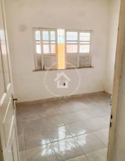 Casa Ampla à Venda no Bairro Siqueira Campos | 3 Quartos, 1 Suíte, Quintal Espaçoso e 3 Vagas de Garagem