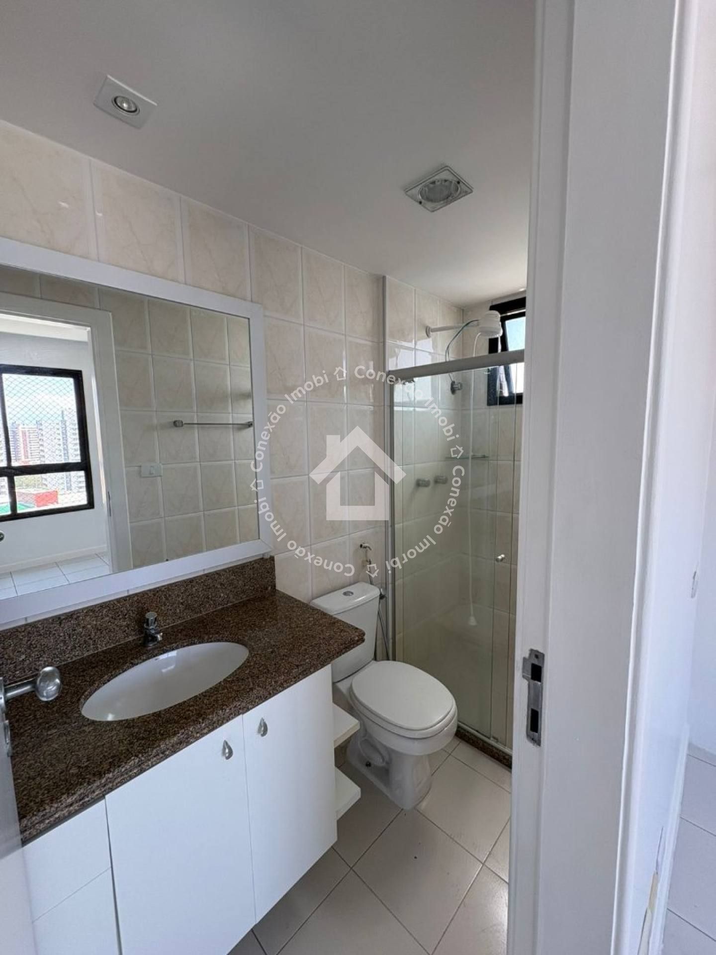 Mansão Gentil Barbosa  à Venda no Bairro Jardins | 4 Suítes, 195m², Alto Padrão na Área Mais Nobre de Aracaju