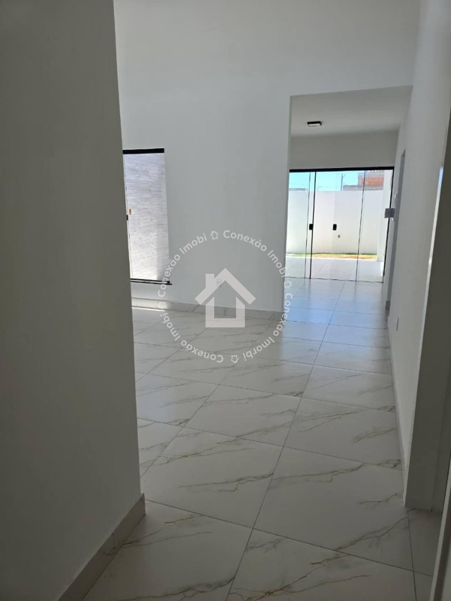 Casa à venda no Condomínio Villaredo Barra na Barra dos Coqueiros | 3 Quartos – 130 m² com Pé Direito Elevado