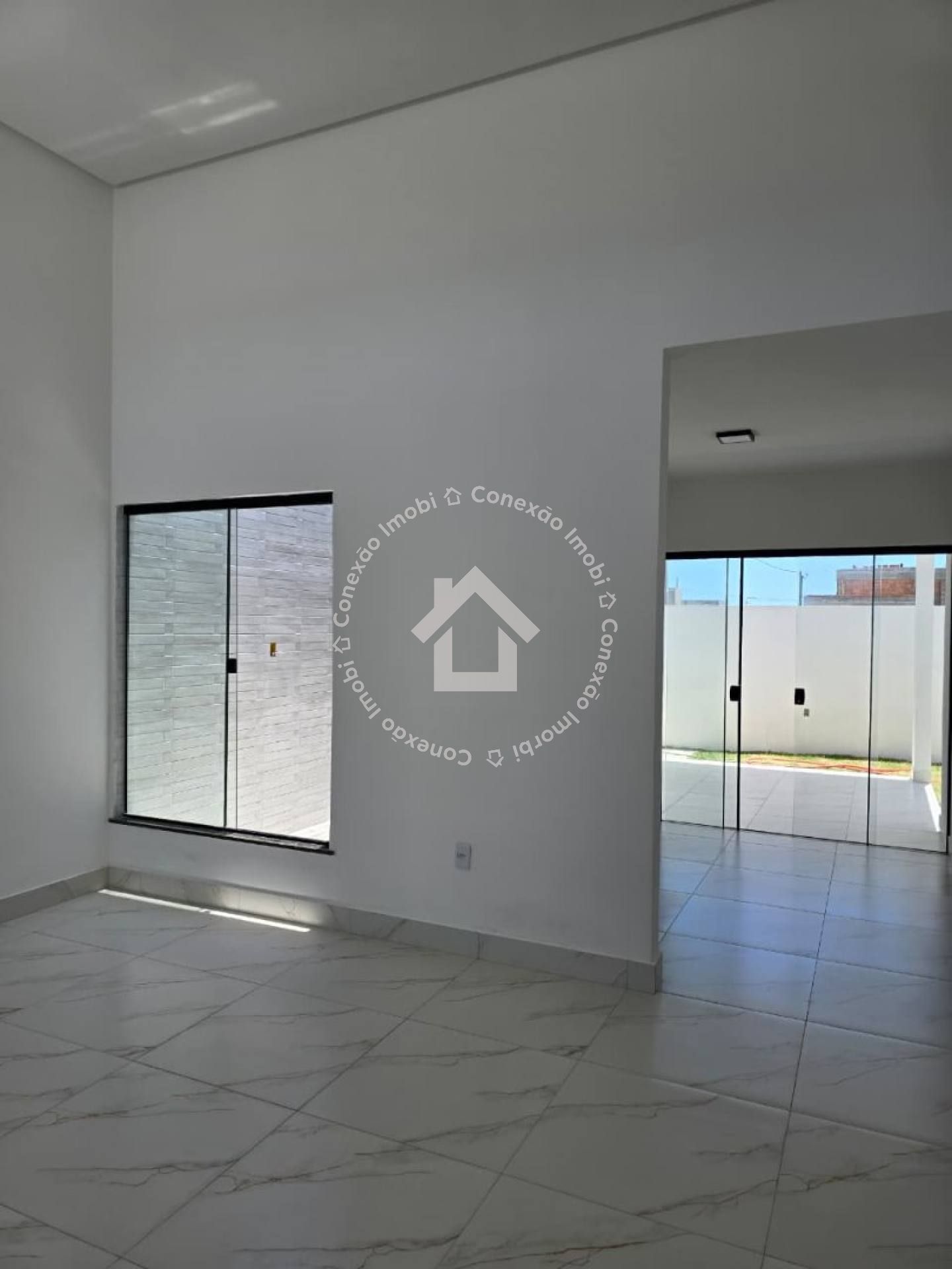 Casa à venda no Condomínio Villaredo Barra na Barra dos Coqueiros | 3 Quartos – 130 m² com Pé Direito Elevado