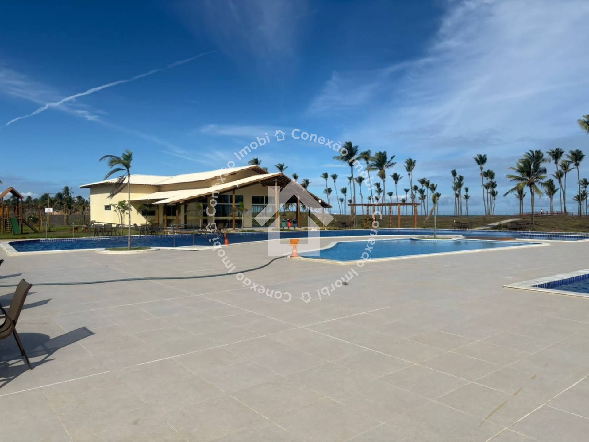 Lote à Venda no Condomínio Mares Maluí na Barra dos Coqueiros – 200m² | Acesso à Praia | Estrutura Completa de Resort ( Repasse)