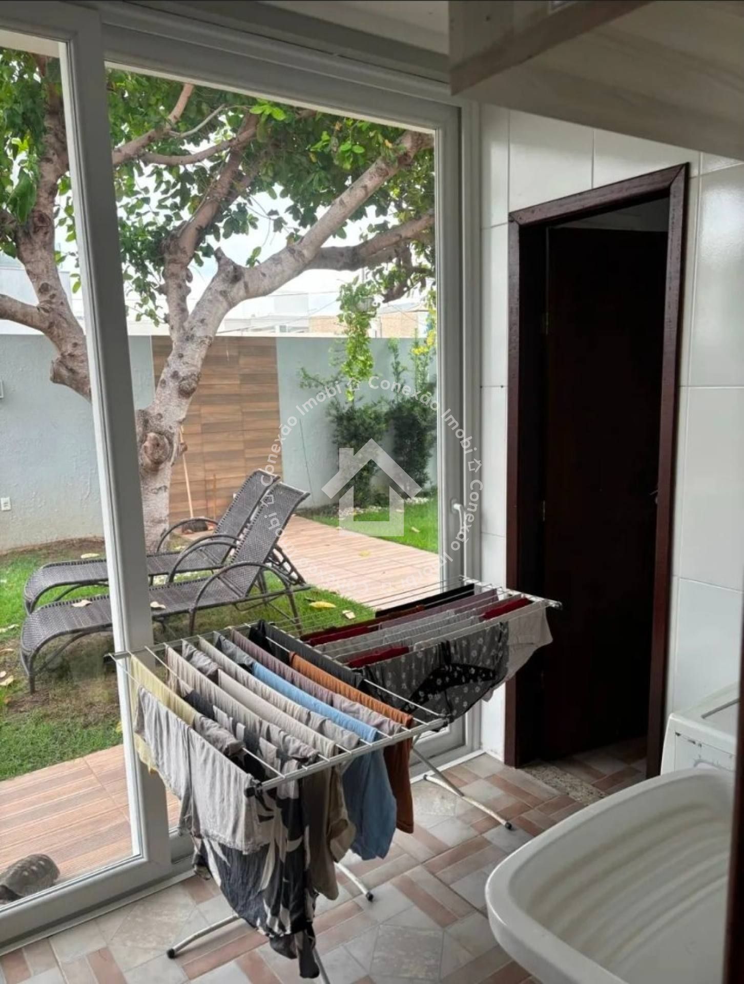 Casa Moderna de Alto Padrão à Venda no Condomínio Maikai Residencial Resort – Barra dos Coqueiros | 458m² de Terreno