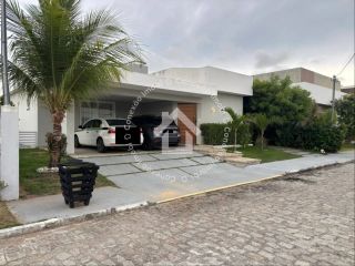 Casa Moderna de Alto Padrão à Venda no Condomínio Maikai Residencial Resort – Barra dos Coqueiros | 458m² de Terreno