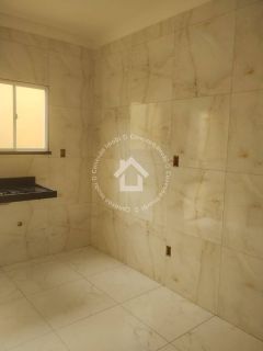 Casa Reformada à Venda no Bairro Luzia – 5 Quartos | 3 Suítes | Próxima à Av. Adélia Franco