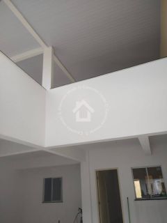 Casa Reformada à Venda no Bairro Luzia – 5 Quartos | 3 Suítes | Próxima à Av. Adélia Franco