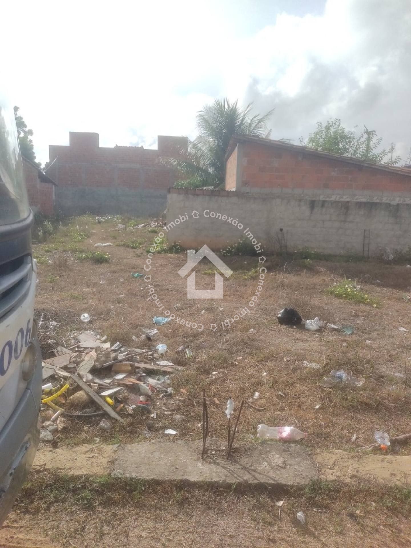 Dois Lotes Planos de Esquina à Venda na Areia Branca, Zona de Expansão – Excelente Potencial Comercial