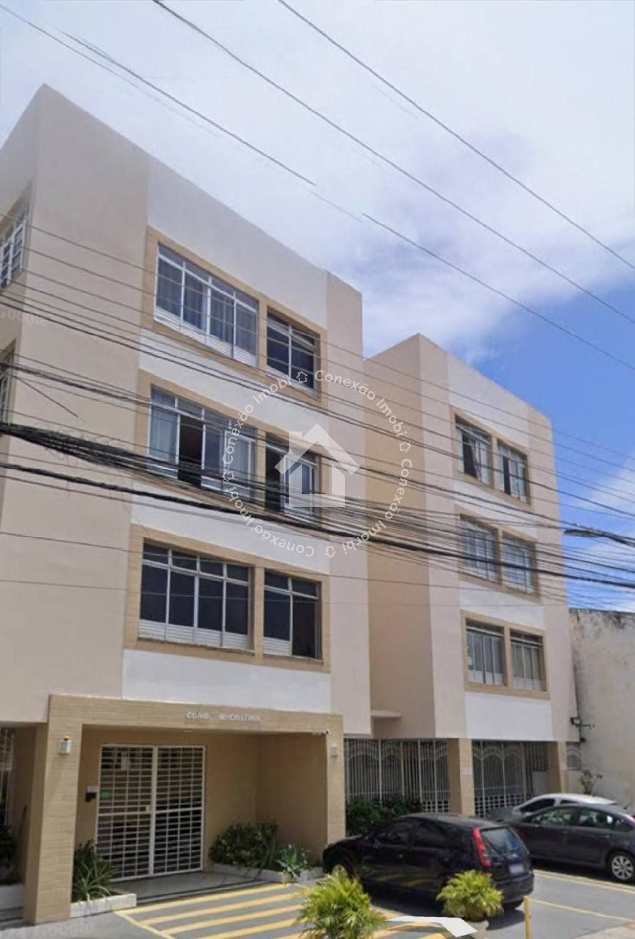Apartamento à Venda no Condomínio Maria Cristina - Bairro São José | 2 Quartos, Ótima Localização
