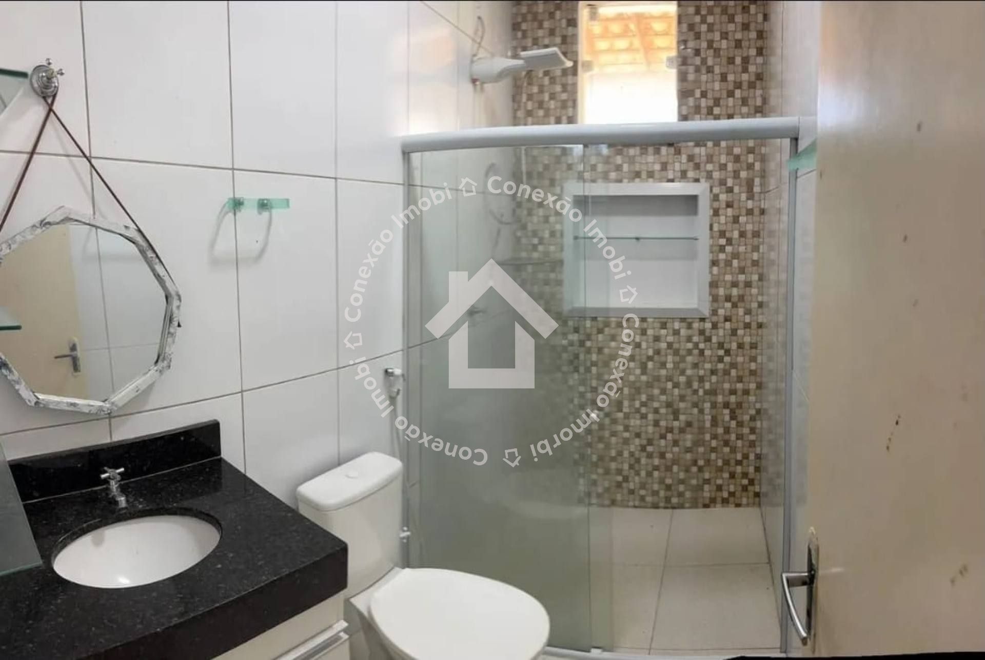 Casa à venda no Bairro Mosqueiro | 3 Quartos com Suíte, Piscina, Área Gourmet e Garagem para 3 Carros