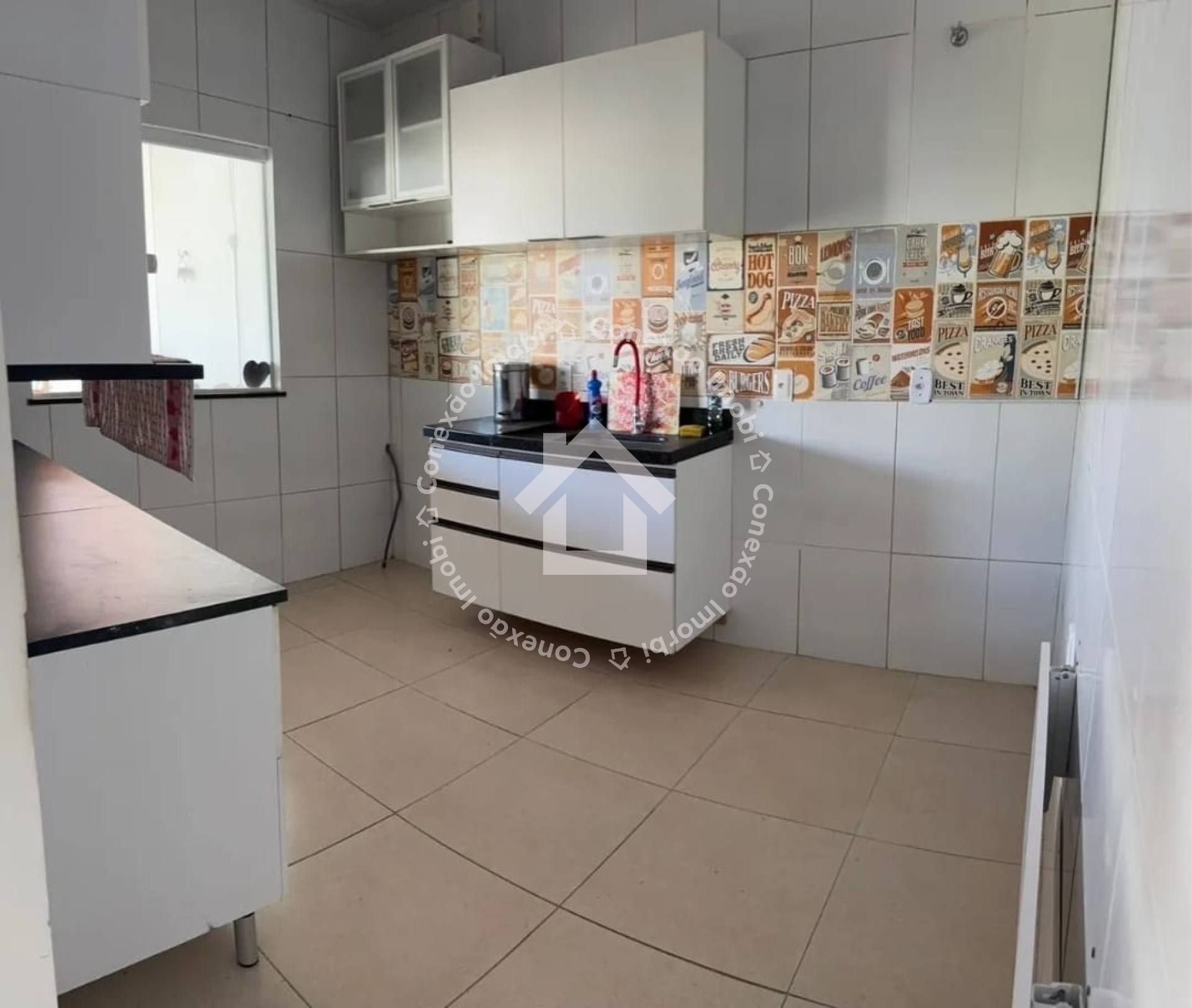 Casa à venda no Bairro Mosqueiro | 3 Quartos com Suíte, Piscina, Área Gourmet e Garagem para 3 Carros