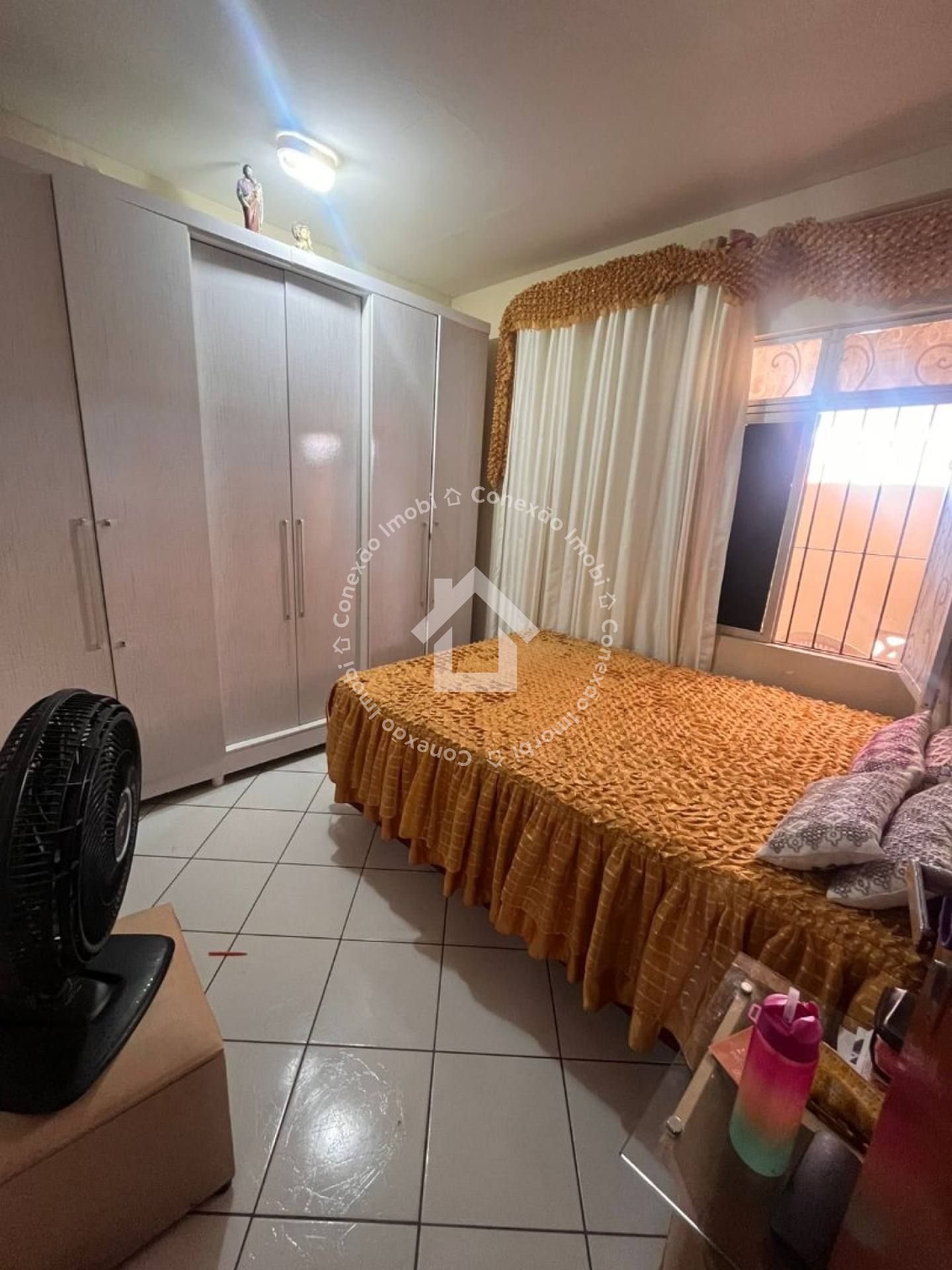 Casa Ampla à Venda no Conjunto Orlando Dantas | 6 Quartos e Duas Residências Independentes